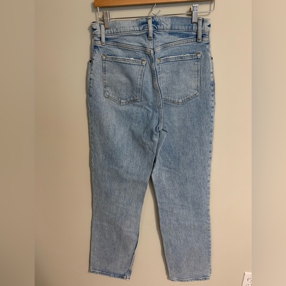 Abercrombie & Fitch Light Wash Ripped Ultra High Rise 90s Straight Jean Size 27 - Picture 3 of 4